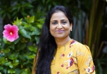 The benefits and importance of reading books in the digital age