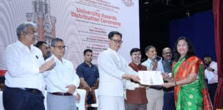 Dr. Supriya Shidhaye, Principal of VES College of Pharmacy, Received “Best Principal Award 2024-25 – Urban Area” from University of Mumbai