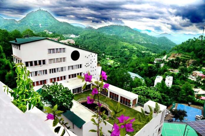 Shoolini University-image